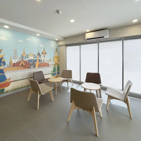 Hop Inn Bangkok Onnut Station Отели рядом с достопримечательностью «Станция надземного метро On Nut»