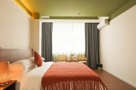 MANDOLIN One Hotel (Jiangmen Xinhui Sands Shopping Plaza) Отели рядом с достопримечательностью «Xinhui Museum»