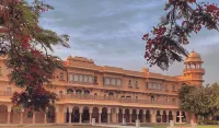 Mundota Fort And Palace