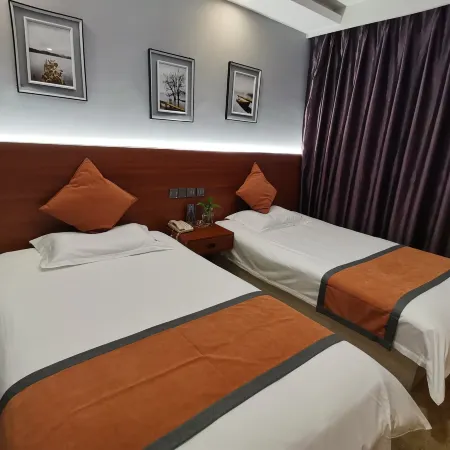Hot Spring Holiday Hotel