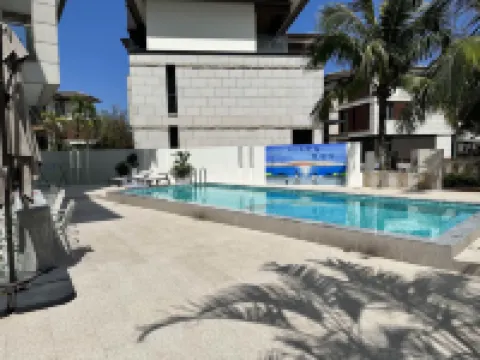 Hailing Island Banxia Time Holiday Villa (Yangjiang Poly Yintan Branch)