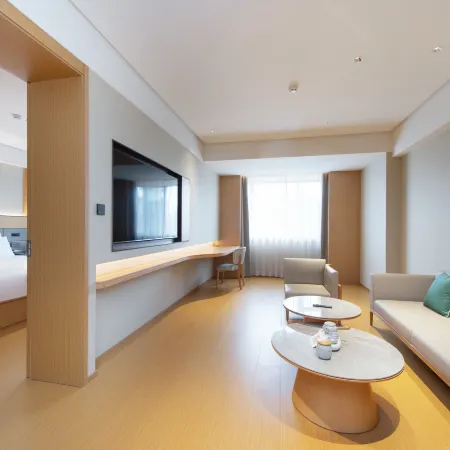JI Hotel (Huludao Wenxingnan Road)
