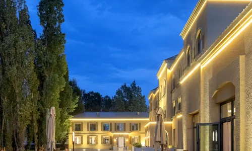 Ili Nilek Small Full Guest House