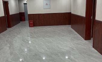 Holiday Inn Saga Xincheng