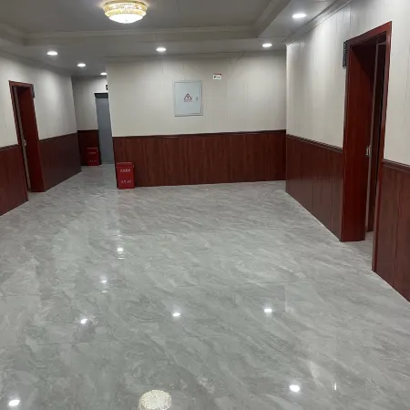 Holiday Inn Saga Xincheng