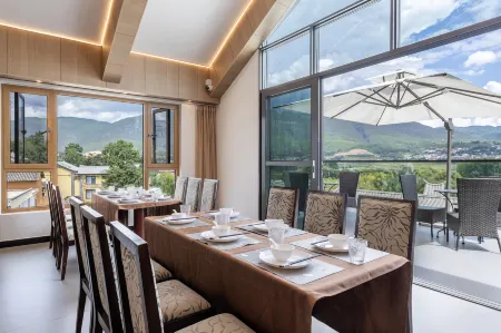 Landscape Garden Hotel