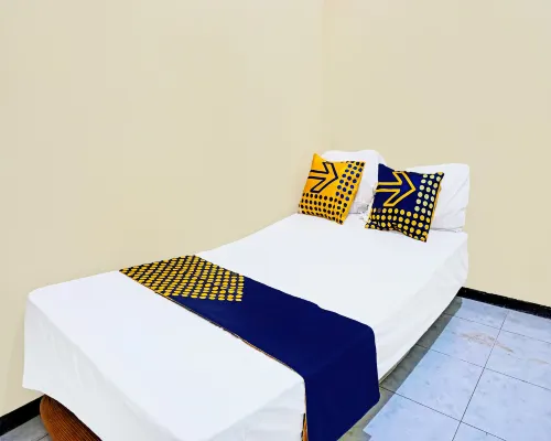 Hotel O Sawang Sana Motel Syariah Near Sman 1 Sangkapura 錦石縣酒店