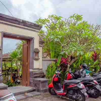Puri Canggu Rooms 2 Hotel Exterior