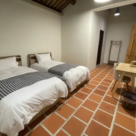 Sunshine music Traditional guest house