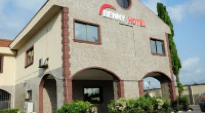 Benny Hotel Hotels near FESTAC TOWN Water Plant