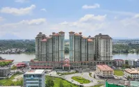 Kuching Riverine Resort  호텔