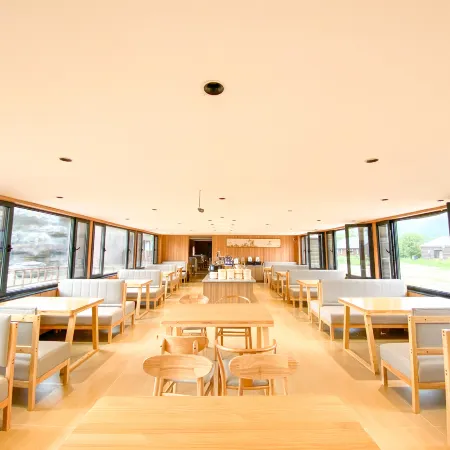 Alandu Forest Hot Spring Town Hotel