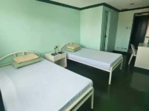 Green Mellow Court โรงแรมในดีโปโลก