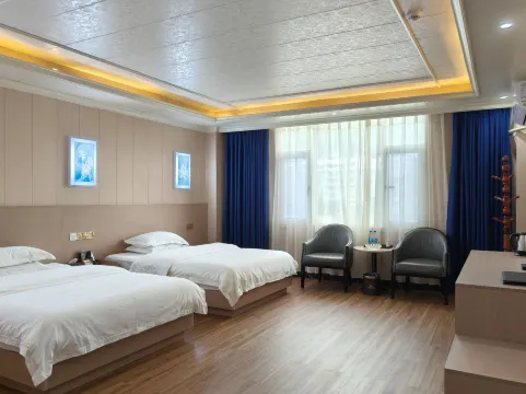 Malipo Huayi Hotel - Hà Giang
