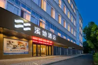 River Side Hotel (Suzhou Wujiang Zhenze) Hotels in Zhenze Ancient Town/Shengze Town
