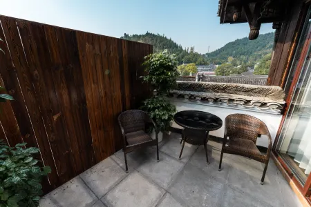 Yisuoyanyu | Moran | New Chinese Style Terrace Stargazing Designer Boutique (Border City Branch)