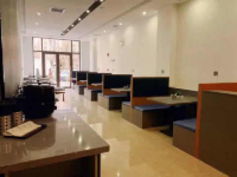 Homeinn Selected Hotel (Chifeng Railway Station Songshan Wanda Plaza)