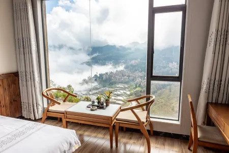 Yuanyang Liuyunge Chinese Inn (Duoyishu Scenic Area) Отели рядом с достопримечательностью «Pu Gao Lao Zhai»