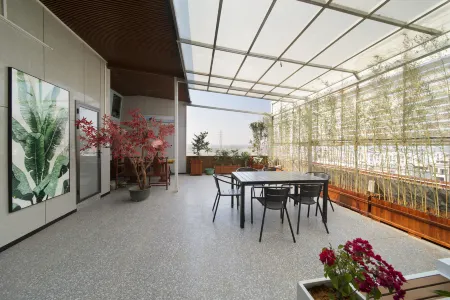 Yeste International Hotel (Qinzhou Luwu)