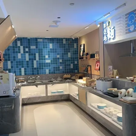 Homeinn Hotel (Lixin Qicai World Shopping Plaza)