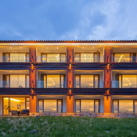 Lugu Lake Scenic Area Puman Lakeview Vacation Boutique Stay