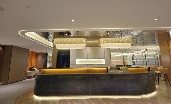 Homeinn Plus Hotel (Harbin West Station Heilongjiang University Subway Station)