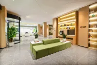 GreenTree Inn Baicheng Hotel - ที่มีที่จอดรถ