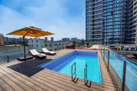 Howard Johnson Life Chenghua Chengdu - สระว่ายน้ำบนดาดฟ้า