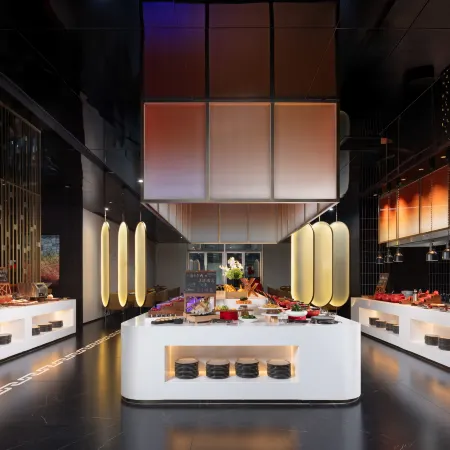 Radisson RED Hotel Jingjiang Financial Business District