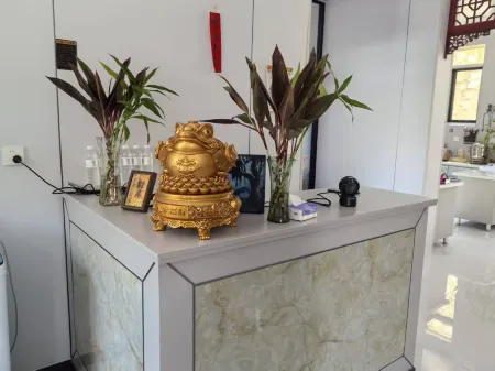 Yi Jinhai Manor Homestay Отели в г. Исянь