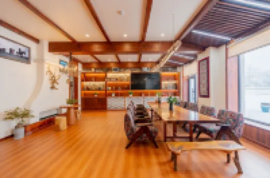 Qinggil Guanshan Yuexue Homestay