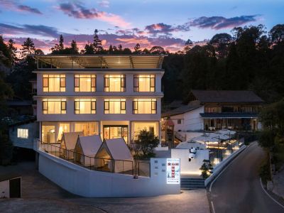Bifengxia Jinshange Panda Homestay