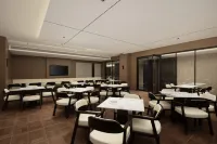 Dongfang Wenju Hotel · Anqing Station Tianzhushan Airport - breakfast