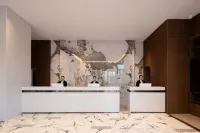 Yirui Grand Hotel (Shenbei University Town)