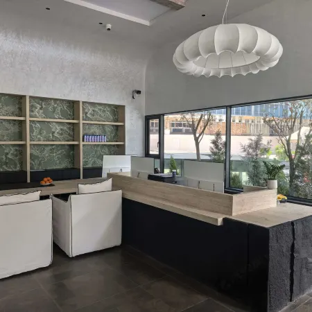 Annadu Hotel (Xingyi DCF Jushan Square)