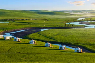 Hulunbuir Old Barag Banner Morigele River Cloud Ranch Hotels in 