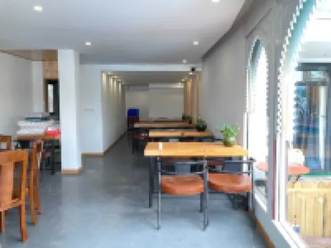 瀘沽湖雲漫·源奢天空之鏡湖景客棧 鹽源住宿飯店