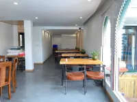 Lugu Lake Yunman · Jinghu View Inn