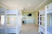 Shore Time Dormitel Hotels in Caticlan