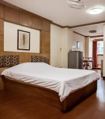 ห้องดีลักซ์ อาคาร A ปลอดบุหรี่(เตียงใหญ่)