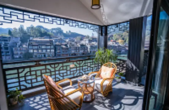 鳳凰山水蓮心精品度假酒店（鳳凰古城雲橋店）