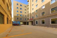 ゴルムド漠楊インターナショナルホテル