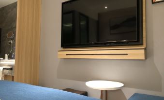Linyi Lanhu Xiu Hotel (Huanglong Wetland Park Branch)