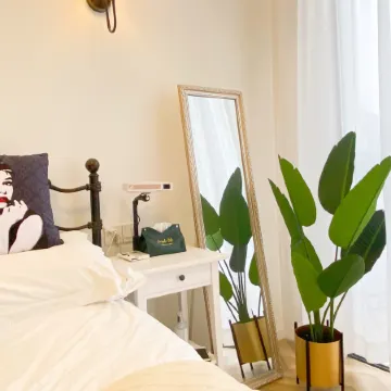 Shanghai ZigHouse · Old Villa Art Inn Отели рядом с достопримечательностью «Фуксинг Парк»