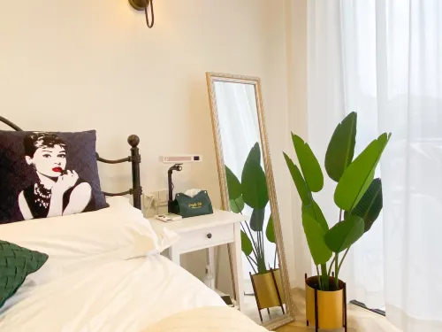 Shanghai ZigHouse · Old Villa Art Inn -  Privatzimmer