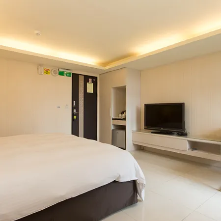F Hotel Sanyi