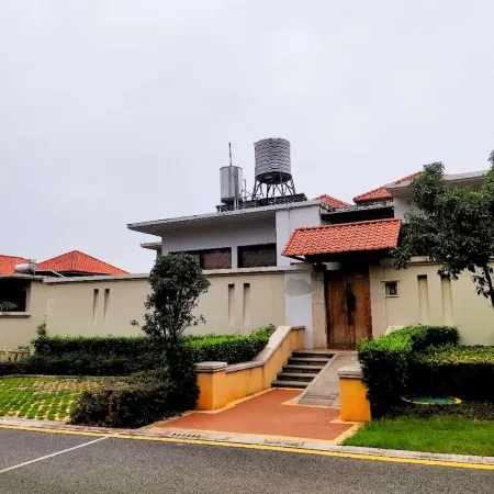 Fuxian Lake Sea Song Villa