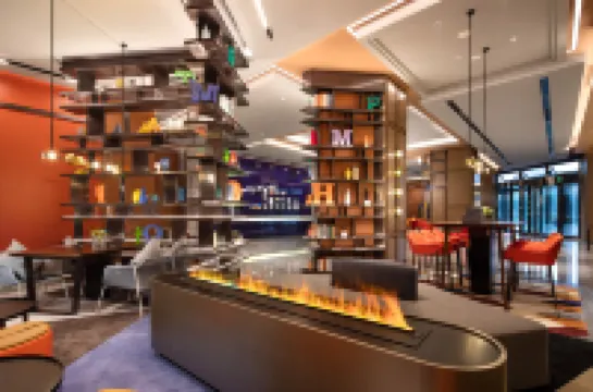 Hampton by Hilton Yangzhou East Railway Station Civic Center