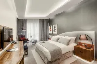 فندق راديسون بلو، دبي ووترفرونت Hotels near الخليج التجاري‎