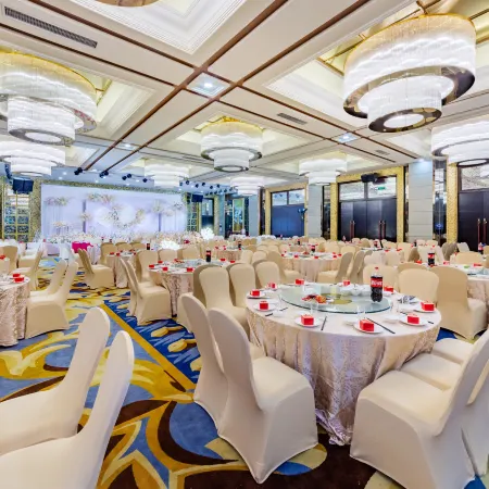 Country Garden Phoenix Hotel Yunfu